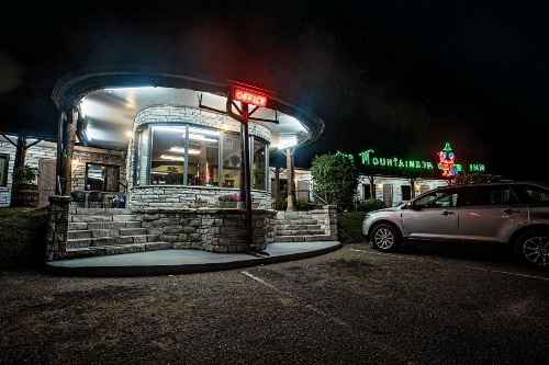 The Mountaineer Inn - Asheville image 6